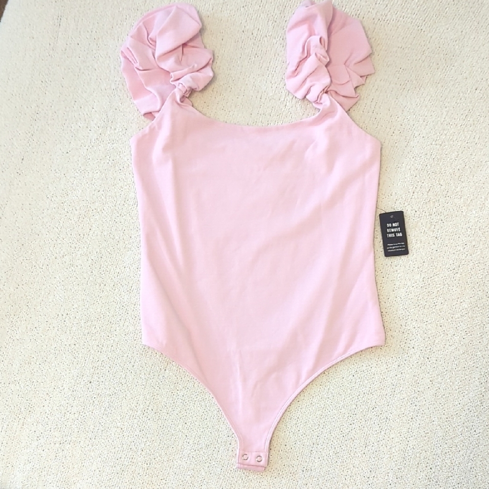 Express Light Pink Ruffle Sleeve Bodysuit